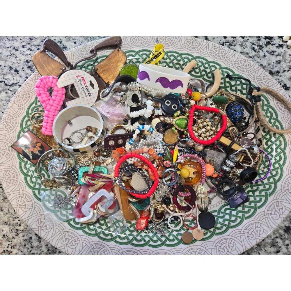 ~6LB Scrap Junk Lot Jewelry Crafts AS IS Lot#4